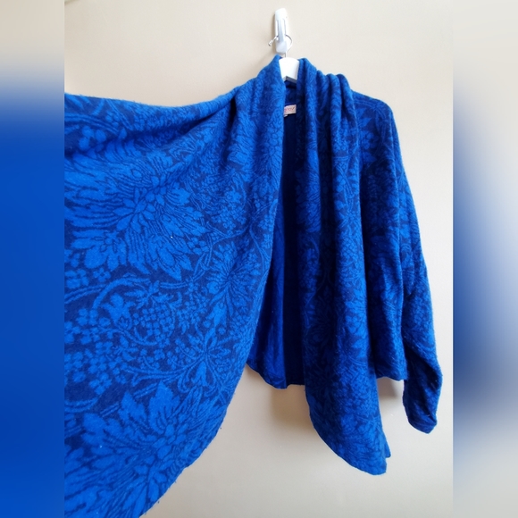 Byblos | Vintage Cardigan | Blue floral wool and angora, dolman sleeve Size S-M - Picture 4 of 12